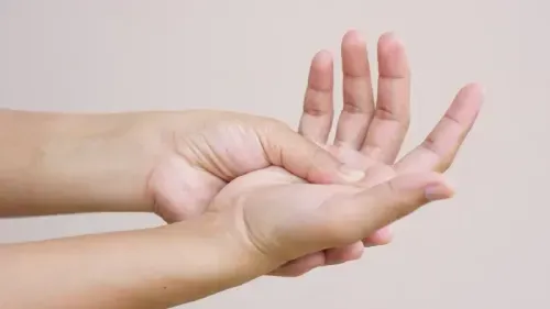 Why Do Hands and Legs Get Numb?